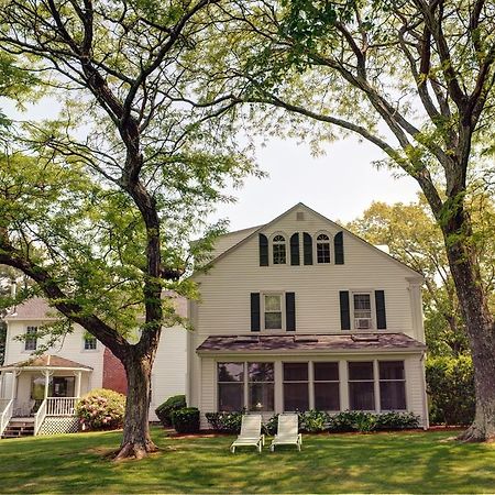 Historic Jacob Hill Inn Сийконк Екстериор снимка