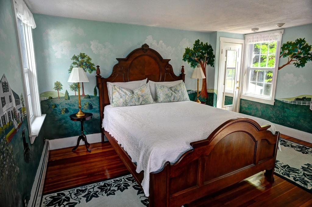 Historic Jacob Hill Inn Сийконк Екстериор снимка