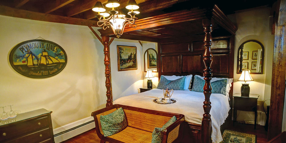 Historic Jacob Hill Inn Сийконк Екстериор снимка